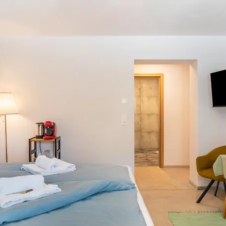 Tirolee Marchegg 3*